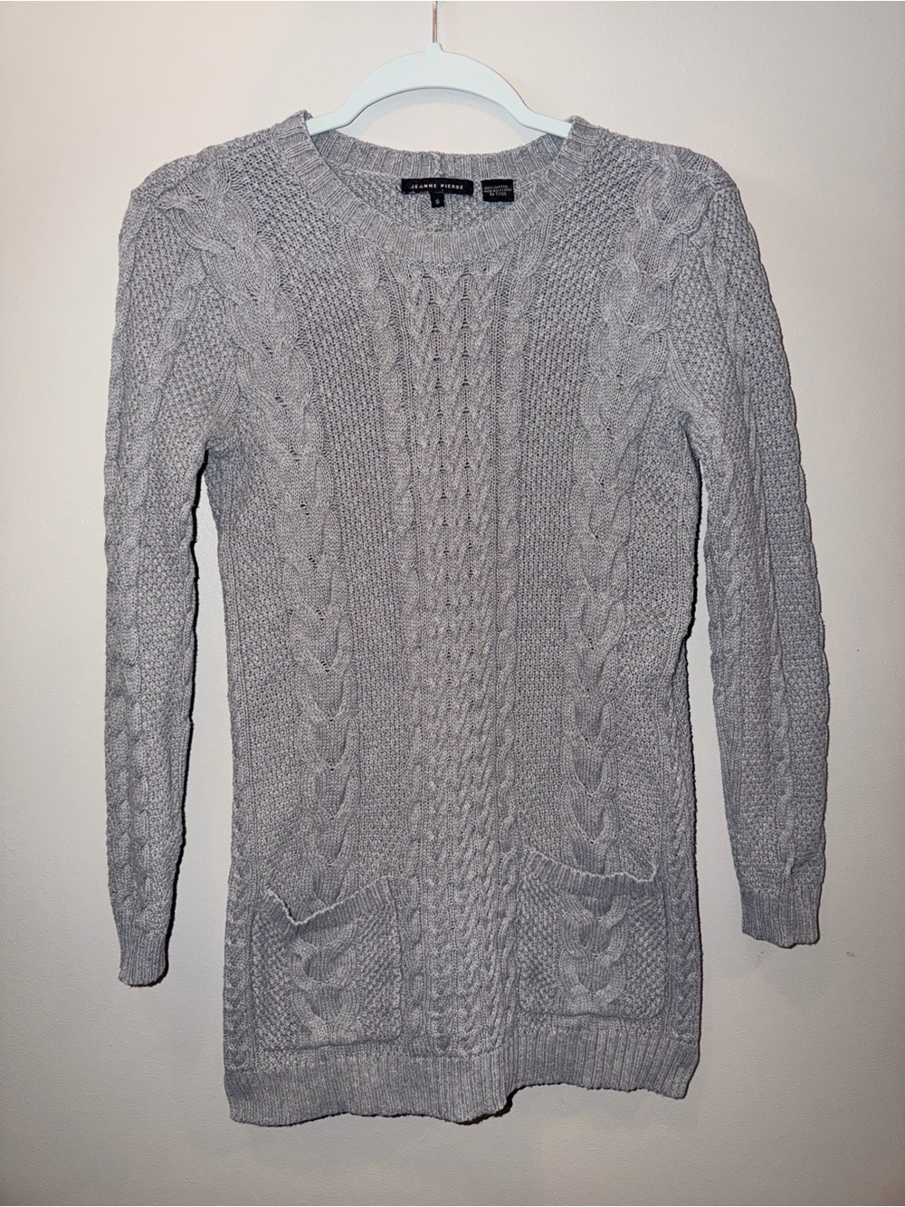 JEANNE PIERRE  100% cotton Light Gray Cable Knit Crewneck Sweater preppy cozy